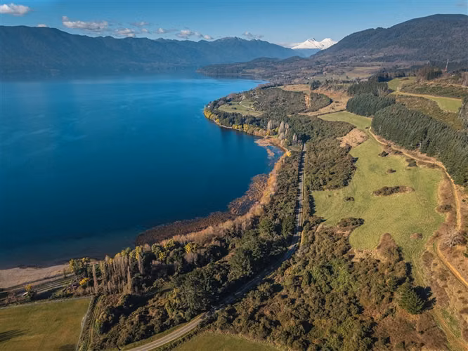 Parcelas a 1 minuto del Lago Riñihue, urbanizadas