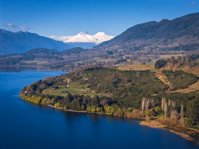 Parcelas a 1 minuto del Lago Riñihue, urbanizadas