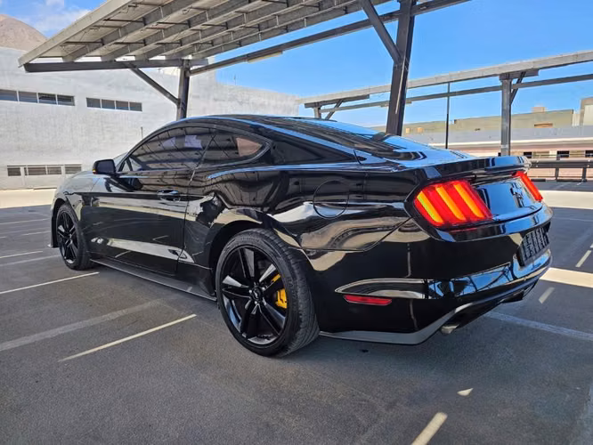 FORD MUSTANG - Imagen 5