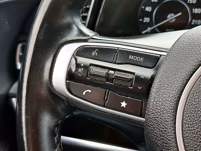 KIA SPORTAGE 2023 - Imagen 13