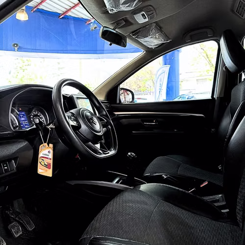 Suzuki XL7 1.5 GL 4X2 MT 5P (2022) - Imagen 13