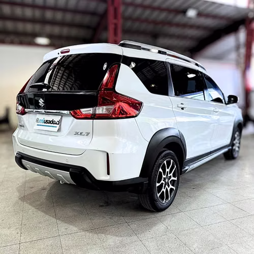 Suzuki XL7 1.5 GL 4X2 MT 5P (2022) - Imagen 6