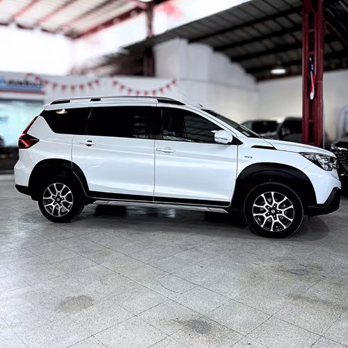 Suzuki XL7 1.5 GL 4X2 MT 5P (2022) - Imagen 5