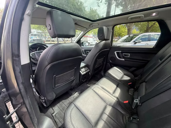 Land Rover Discovery Sport 2.0 SE 4X4 AT 5P. (2016) - Imagen 13
