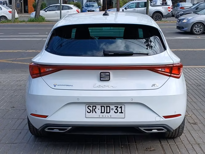 SEAT LEON 2023