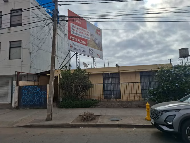 Casa Grande 3 D + 1 B + 2 Est +2 Bod - Sector NORTE