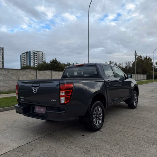 Mazda BT50 3.0  2022 Automatica 4x4 - Imagen 3