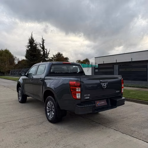 Mazda BT50 3.0  2022 Automatica 4x4 - Imagen 5