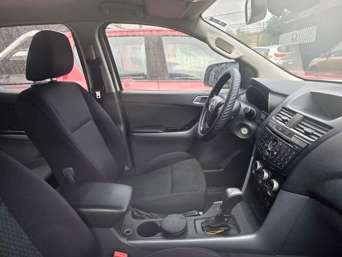 Mazda BT50 2018 Automatica 4x4 - Imagen 12