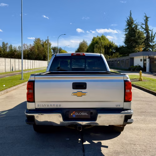 Chevrolet Silverado LTZ 2015 AT 4x4 - Imagen 10