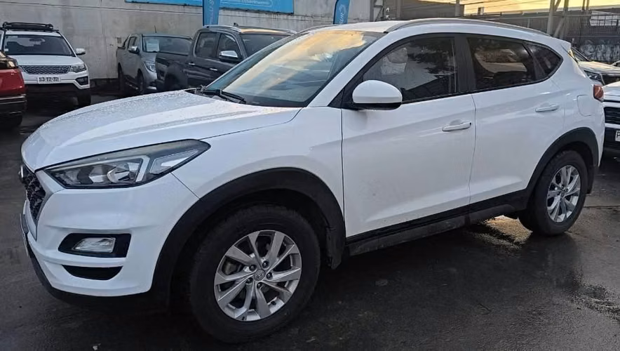 Hyundai Tucson TL 2.0 año 2019 - Imagen 3