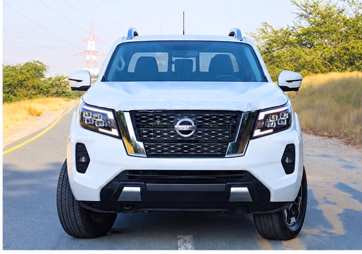 Nissan Navara LE PLUS 4X4 MT año 2026 - Imagen 2