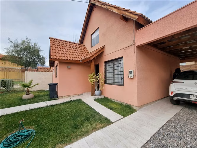Casa en arriendo de 3 dorm. en Puente Alto