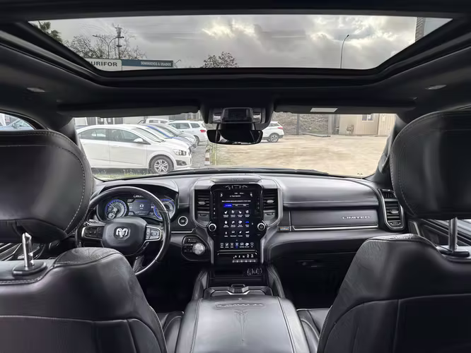 RAM 1500 NEW LIMITED 4X4 HEMI 5.7 UNICO DUEÑO 2021 - Imagen 15
