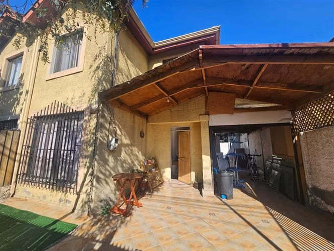 Casa en venta de 3 dorm. en Quilicura - Imagen 2