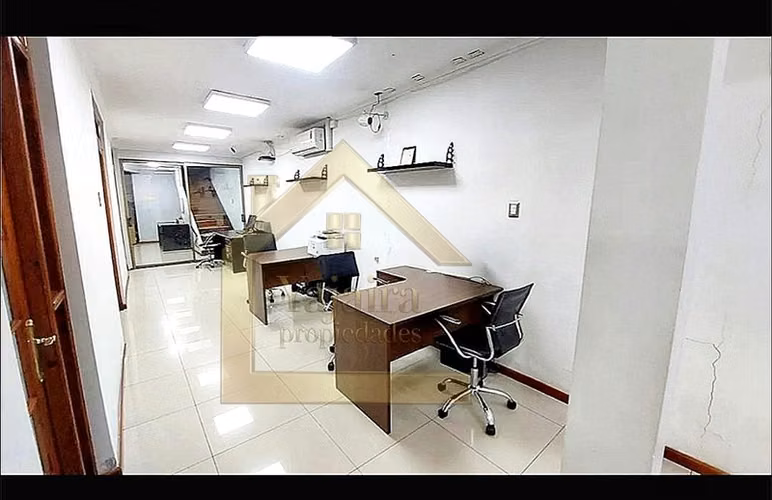 OFICINA EN BARRIO REPUBLICA IDEAL PARA ACADEMIA - Imagen 24
