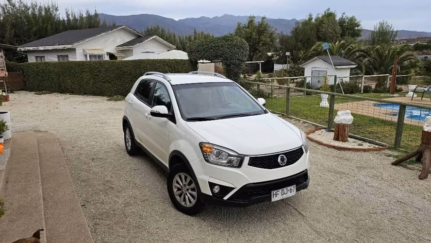 Se vende auto Ssangyong korando año 2016 - Imagen 6