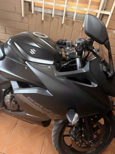 VENTA SUZUKI GIXXER 250 SF - Imagen 2