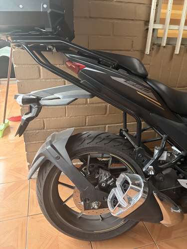 VENTA SUZUKI GIXXER 250 SF - Imagen 7