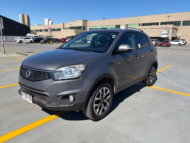 SsangYong Korando 2016 único dueño