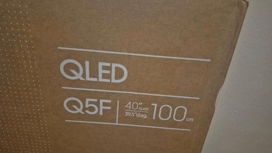 TV Samsung 40 QLed - Imagen 3
