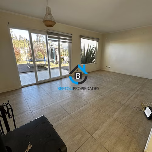 ARRIENDA CASA EN CONDOMINIO BOSQUE REAL V - Imagen 2