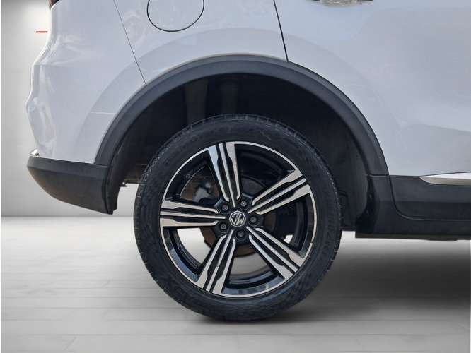 MG ZS STD 1.5 AUT 2021