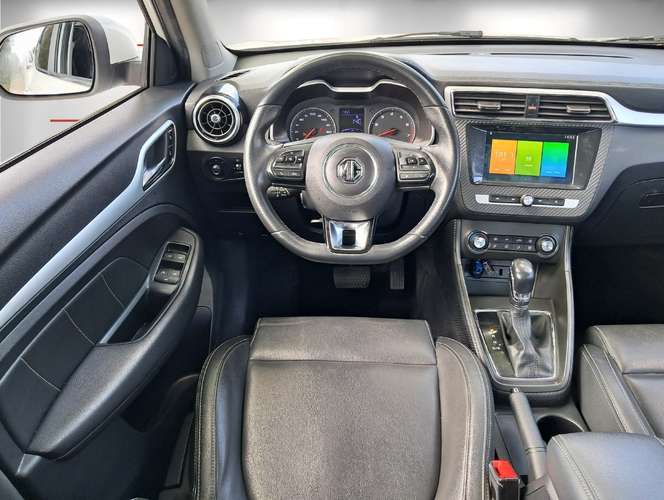MG ZS STD 1.5 AUT 2021