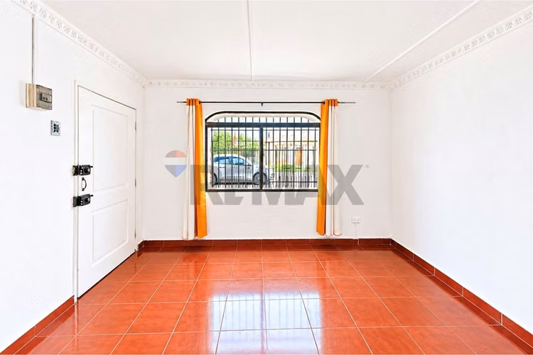Casa 2d /1b en arriendo, recoleta