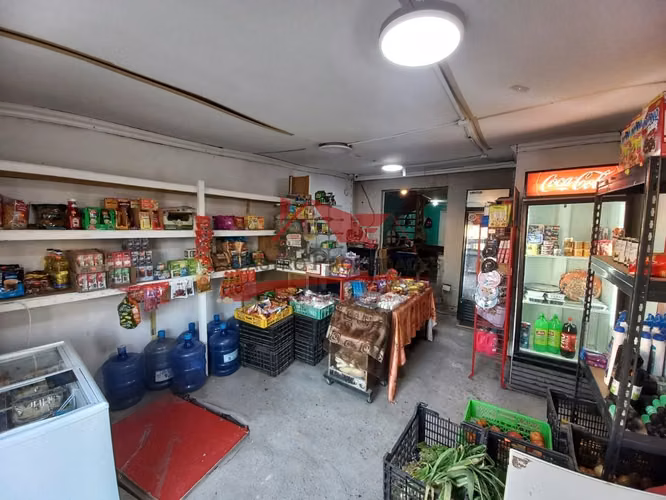 CASA DE DOS PISOS CON 2 DORMITORIOS, 2 BAÑOS - Imagen 4