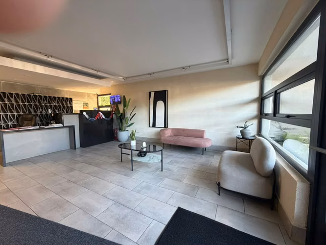 ARRIENDO DEPARTAMENTO ESTUDIO EN EDIFICIO ARRAU