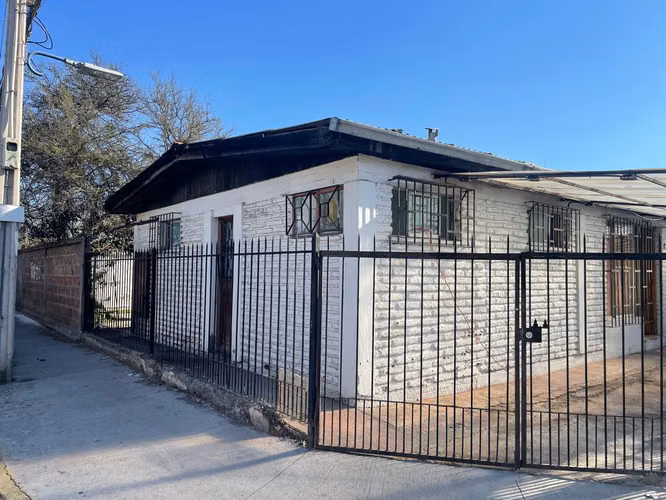 VENTA CASA LA CISTERNA 3 DORMITORIOS 1 BAÑO - Imagen 1