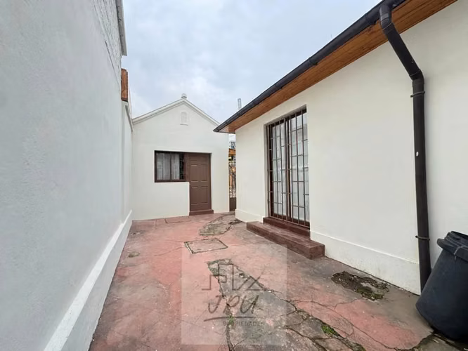 CASA REMODELADA EN ANGAMOS IDEAL PARA HOGAR, CENTRO - Imagen 19