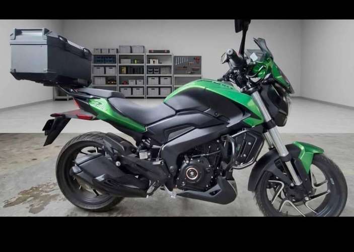 Moto Bajaj Dominar 400 ADV