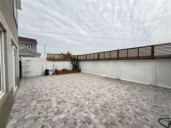 Casa en venta de 3 dorm 3 baños 1 estar. en Padre Hurtado - Imagen 5