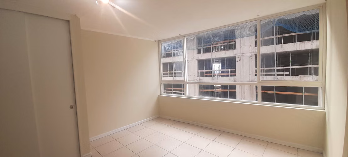 Arriendo Depatamento Home Studio en Estación Central Conde del Maule 4642,metro Ecuador