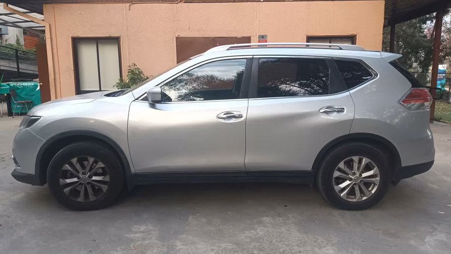 Vendo mi Nissan X-Trail 2.5 Advance - Imagen 3