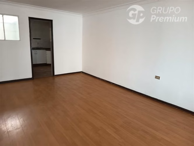 Casa en venta de 4 dorm. en Recoleta - Imagen 3