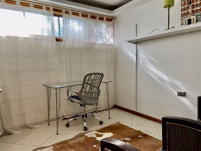 Casa interior en arriendo de 3 dorm. en La Reina