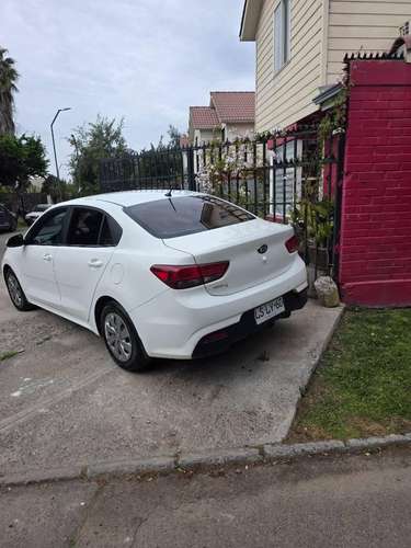 Kia rio 4 año 2020 - Imagen 3