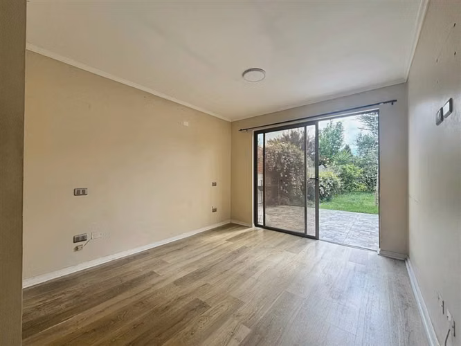 Casa arriendo Remanso 3D + 3B Gran jardín. - Imagen 11