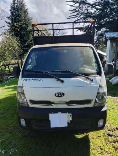 Kia Frontier carrocería ganadera - Imagen 4