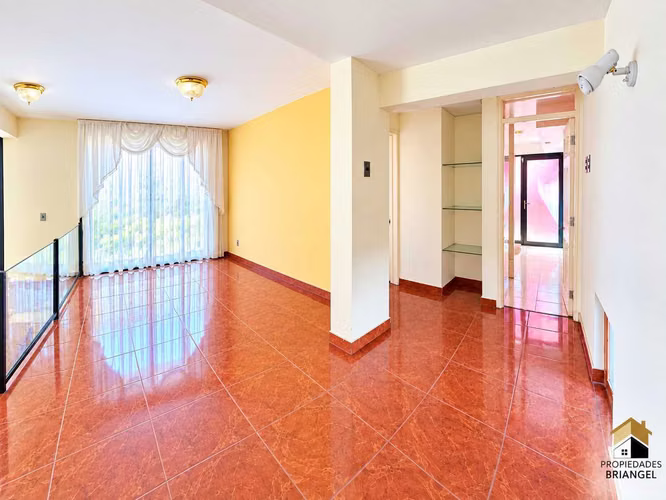 Residencia Premium con Piscina | Sector Sur (184948) - Imagen 11