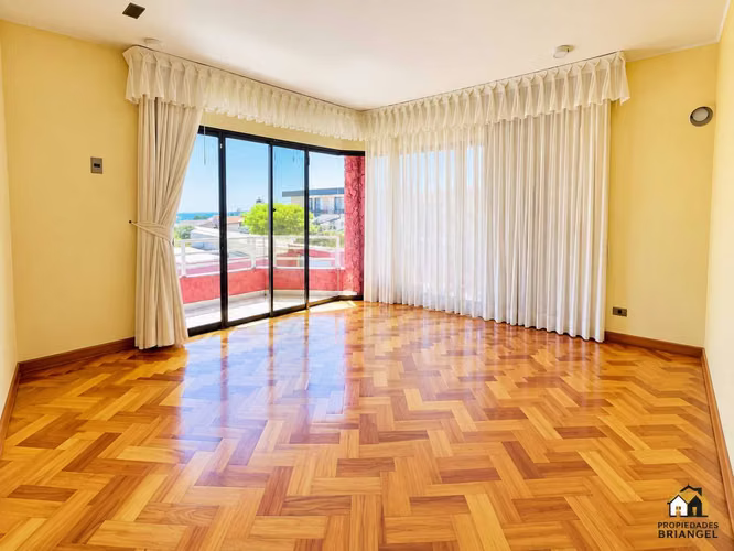 Residencia Premium con Piscina | Sector Sur (184948) - Imagen 23