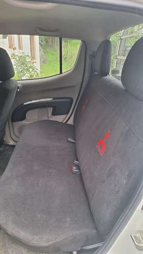 Vendo camioneta Mitsubishi L200 Katana 2013, Motor 2500 - Imagen 4