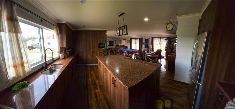 Casa en venta de 3 dorm. en Santa Bárbara
