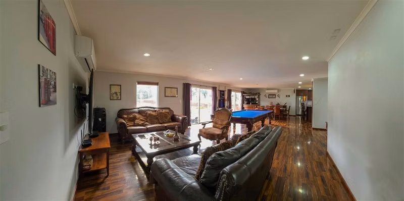 Casa en venta de 3 dorm. en Santa Bárbara