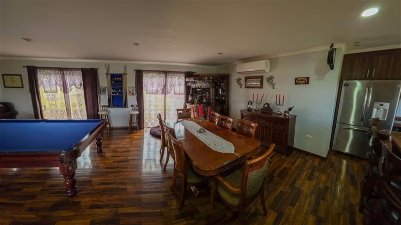 Casa en venta de 3 dorm. en Santa Bárbara