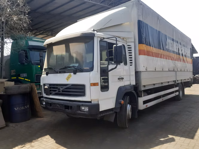 Camion volvo fl6