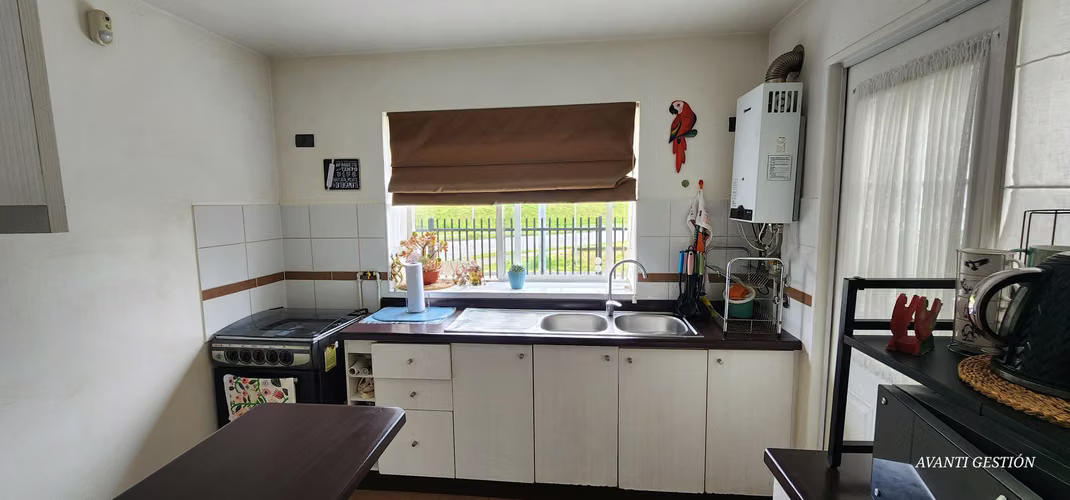 CASA EN VENTA 2 PISOS SECTOR DE PUERTO VARAS - Imagen 8